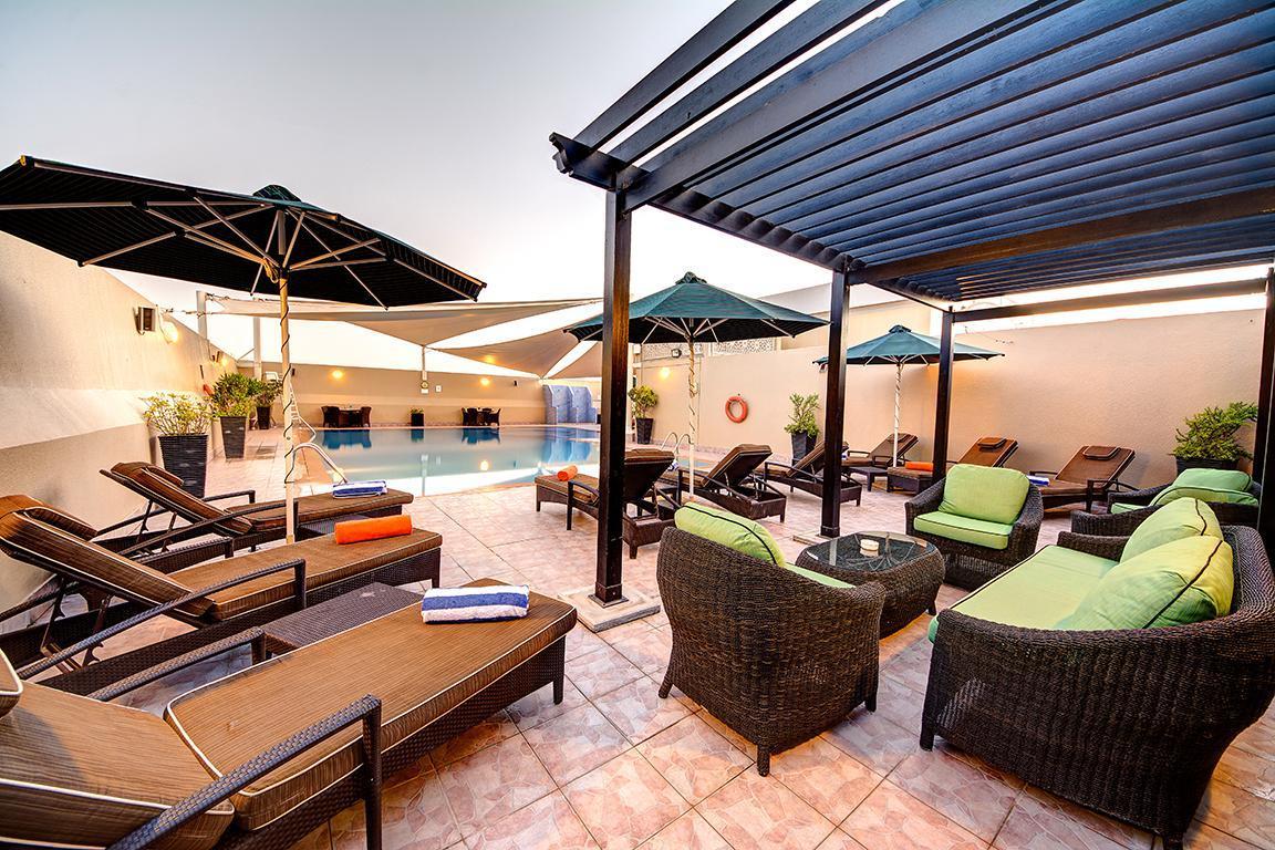 Al Khoory Hotel Apartments Al Barsha Dubai Exteriör bild