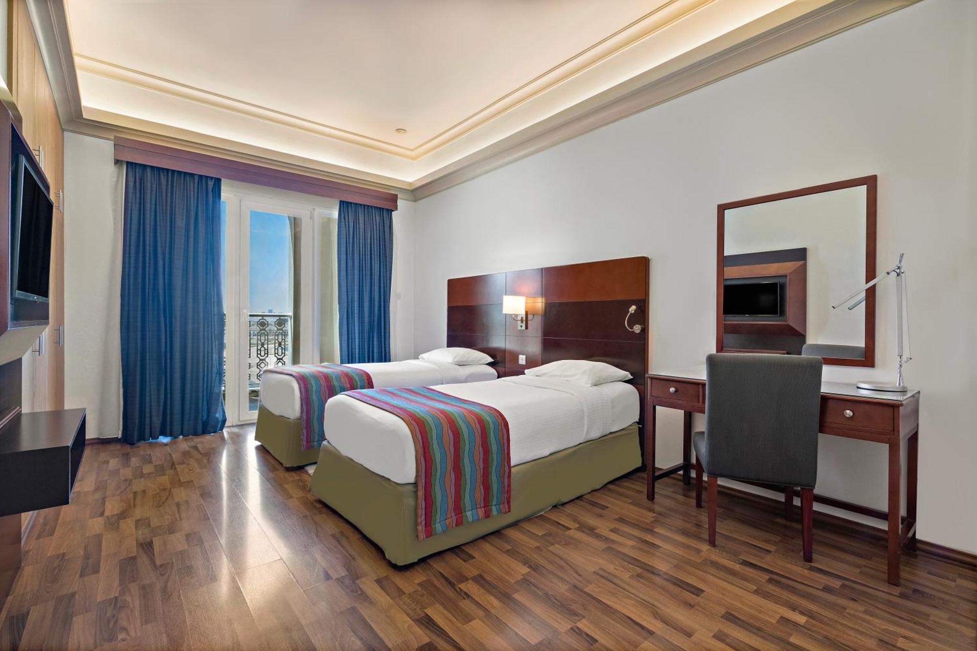 Al Khoory Hotel Apartments Al Barsha Dubai Exteriör bild
